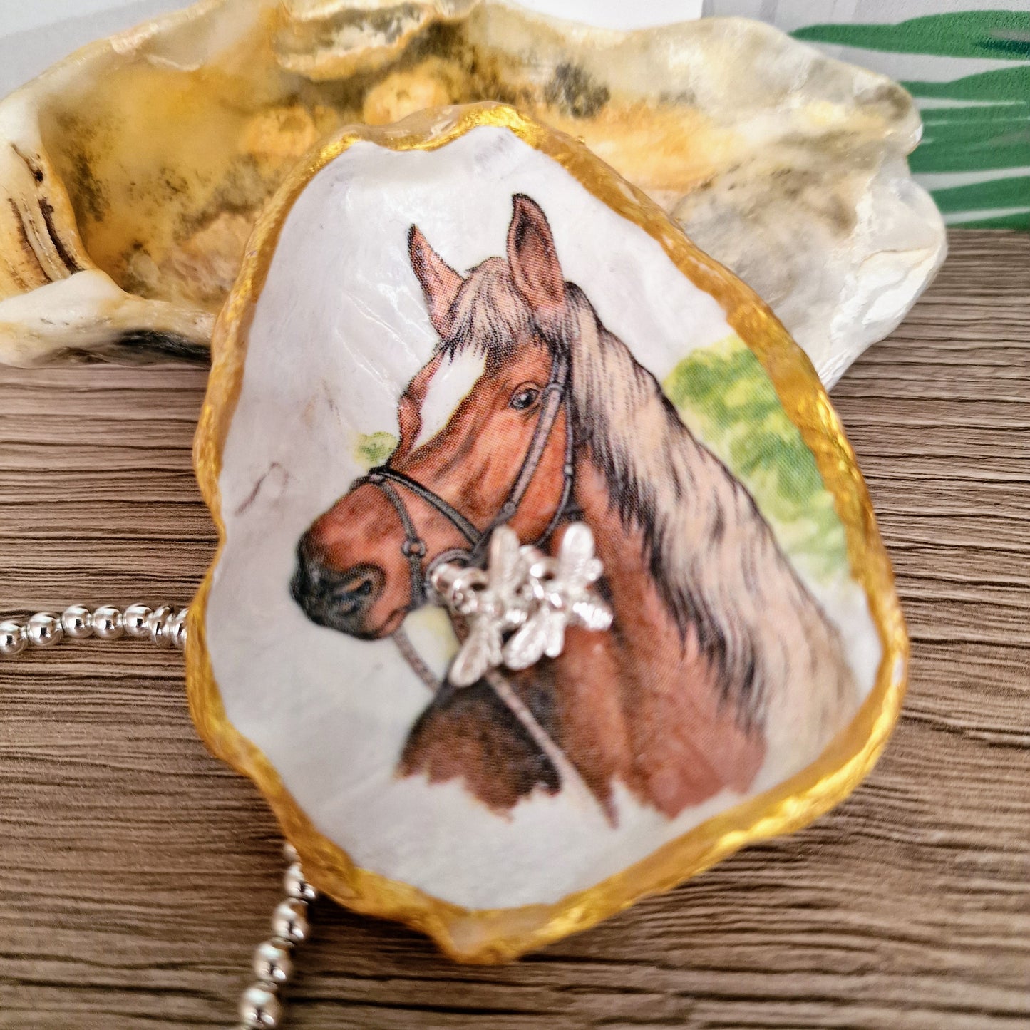 Brown Horse Bridle Oyster Shell Trinket Dish