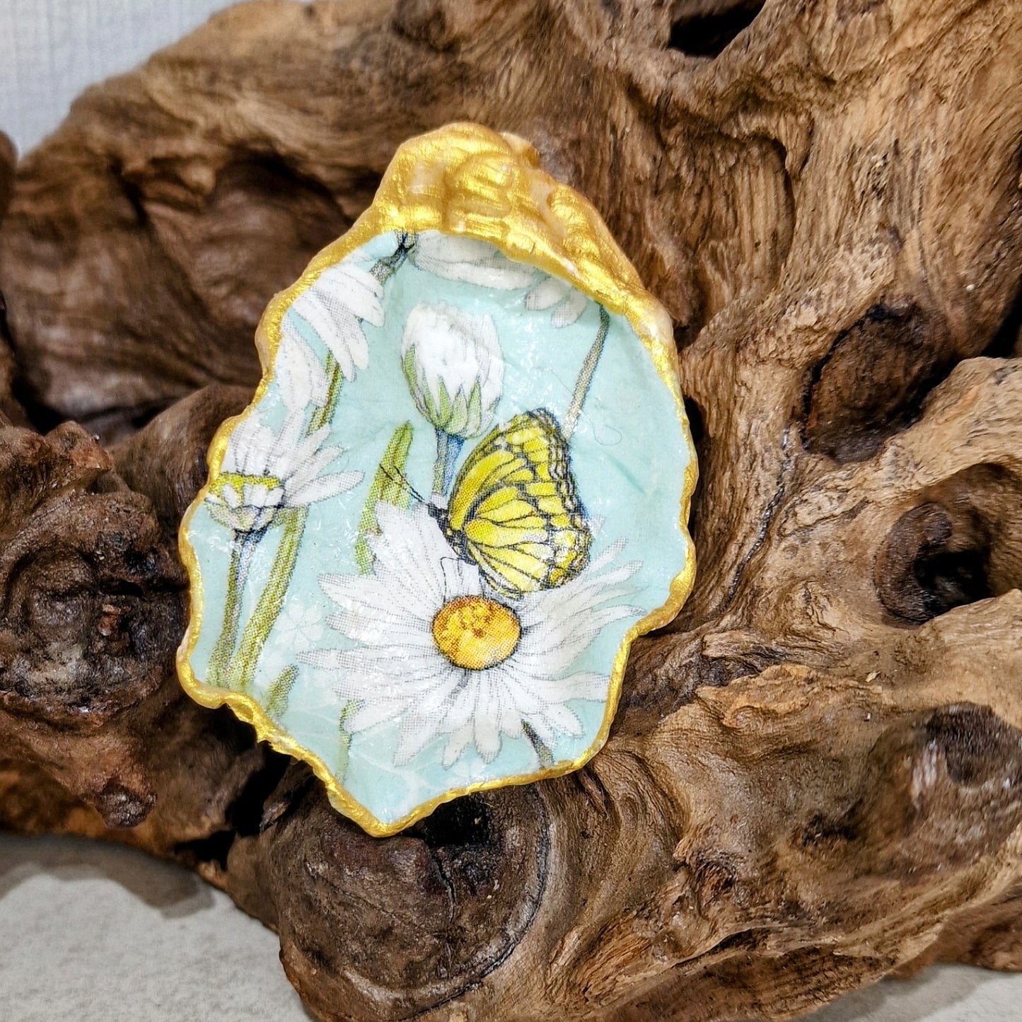 Yellow Butterfly Daisy Flower Mint Oyster Shell Trinket Dish