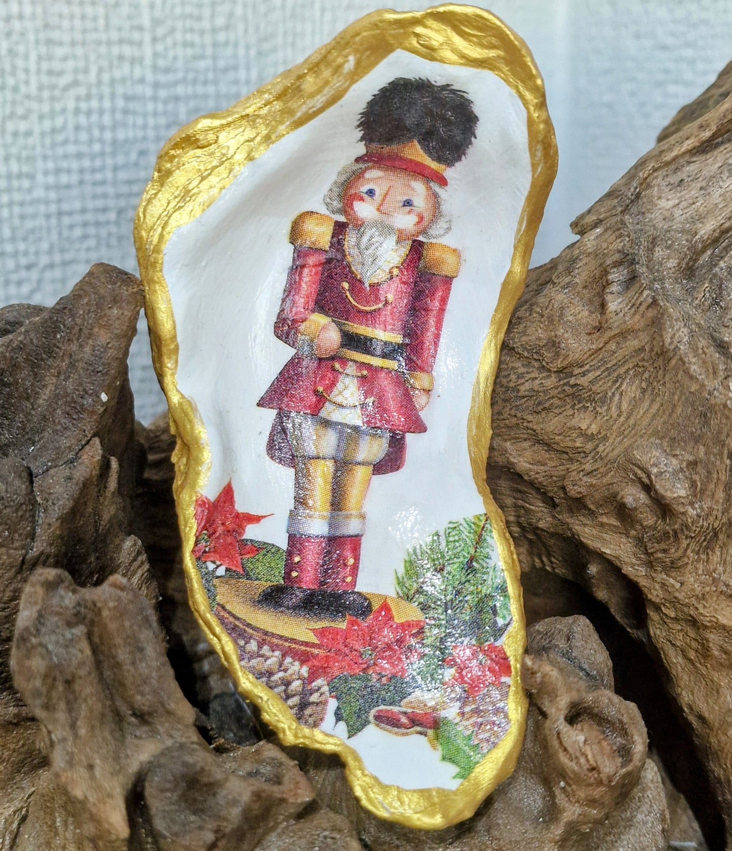 Christmas Ornaments Red Nutcracker Man Oyster Shell Trinket Dish