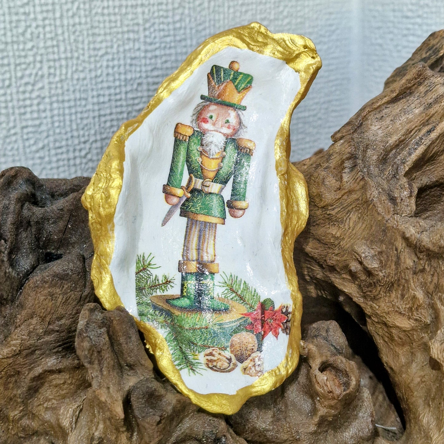 Christmas Ornaments Green Nutcracker Man Oyster Shell Trinket Dish