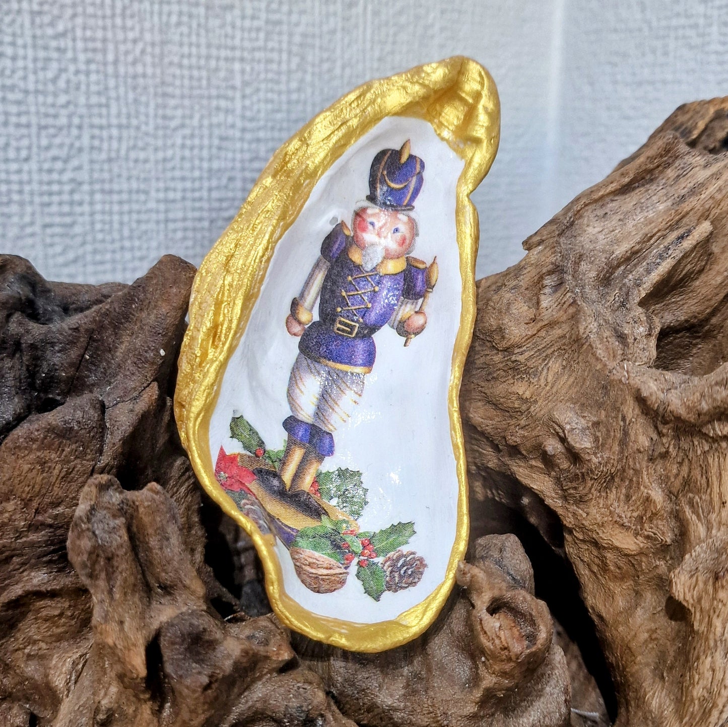 Christmas Ornaments Blue Nutcracker Man Oyster Shell Trinket Dish