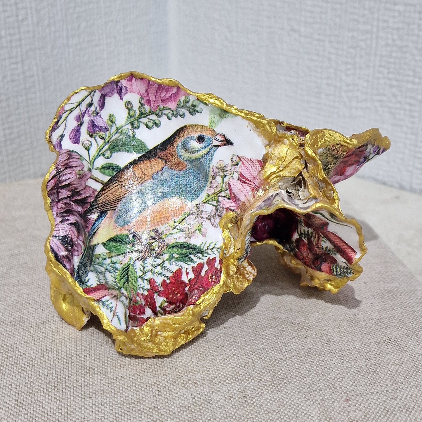Special Shell Wild Flowers Bird Cluster Oyster Shell Trinket Dish