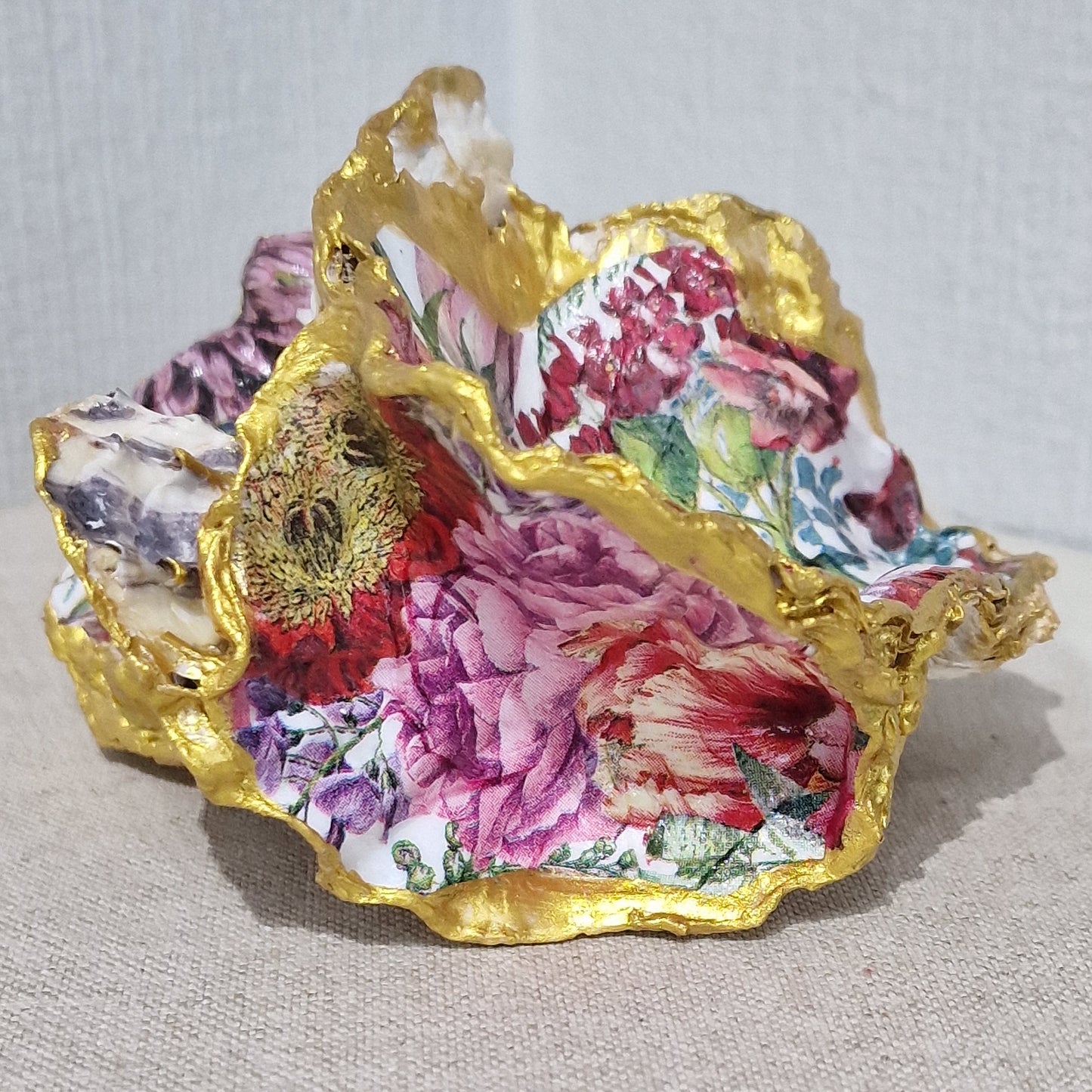 Special Shell Wild Flowers Bird Cluster Oyster Shell Trinket Dish