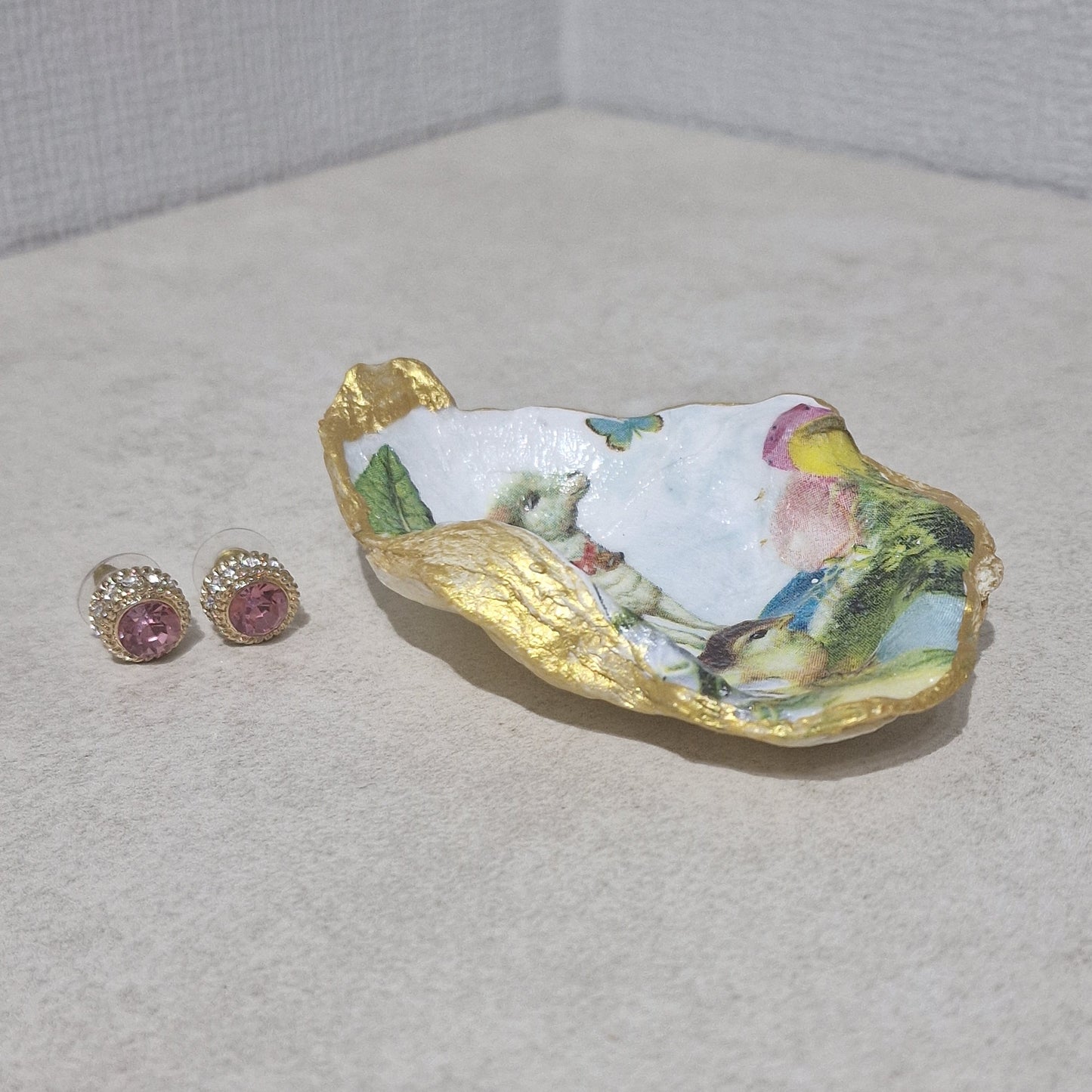 NEW Easter Lamb Chick Egg Oyster Shell Trinket Dish Jewellery Holder Gift