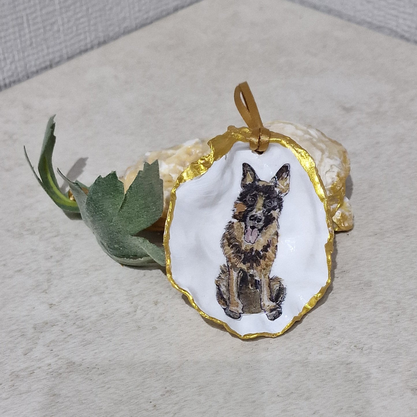 NEW Alsatian Oyster Shell Hanging Ornaments Decoration Gift