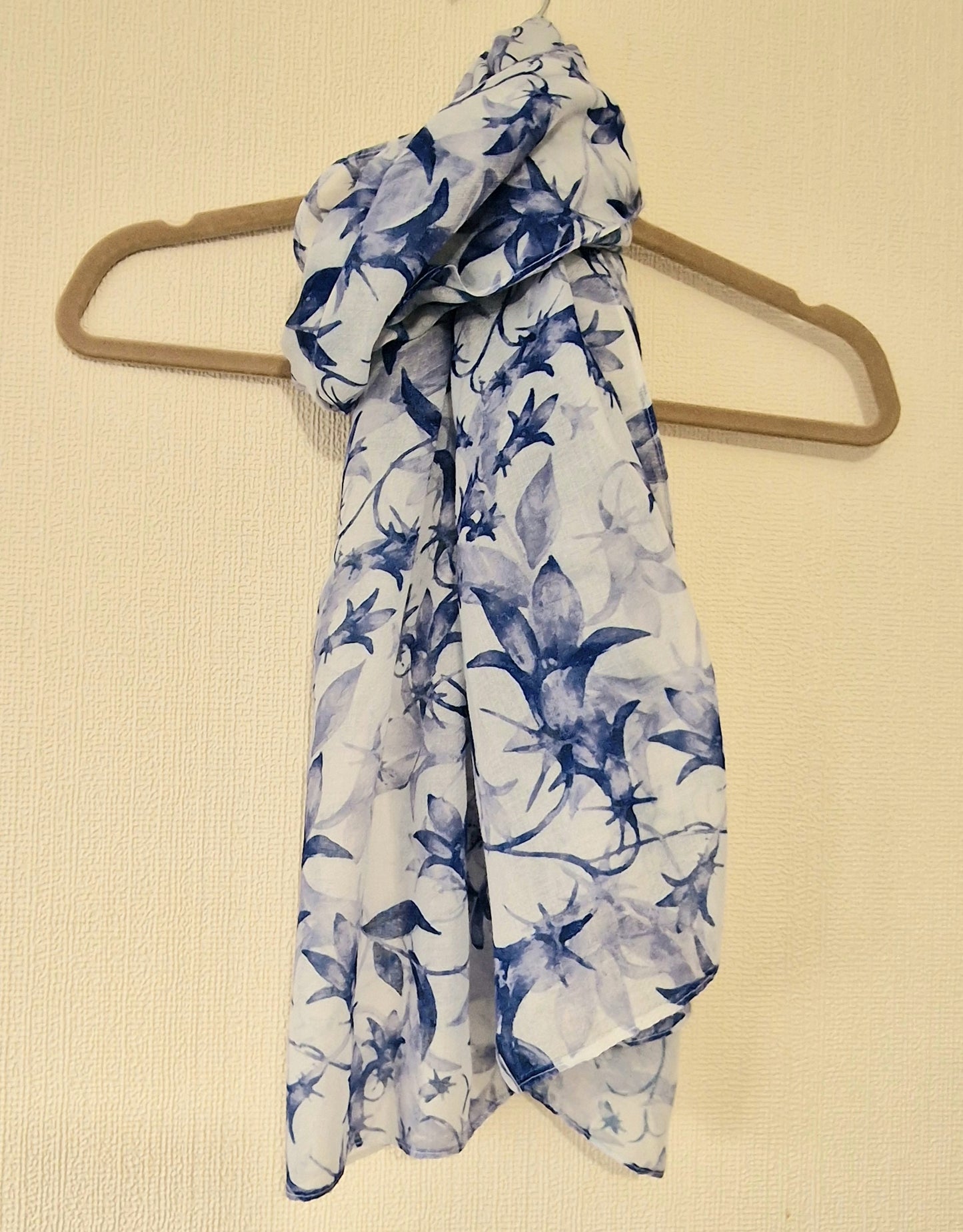 Beautiful Bluebell Flower Scarf Wrap Shawl 100% Polyester Gift New