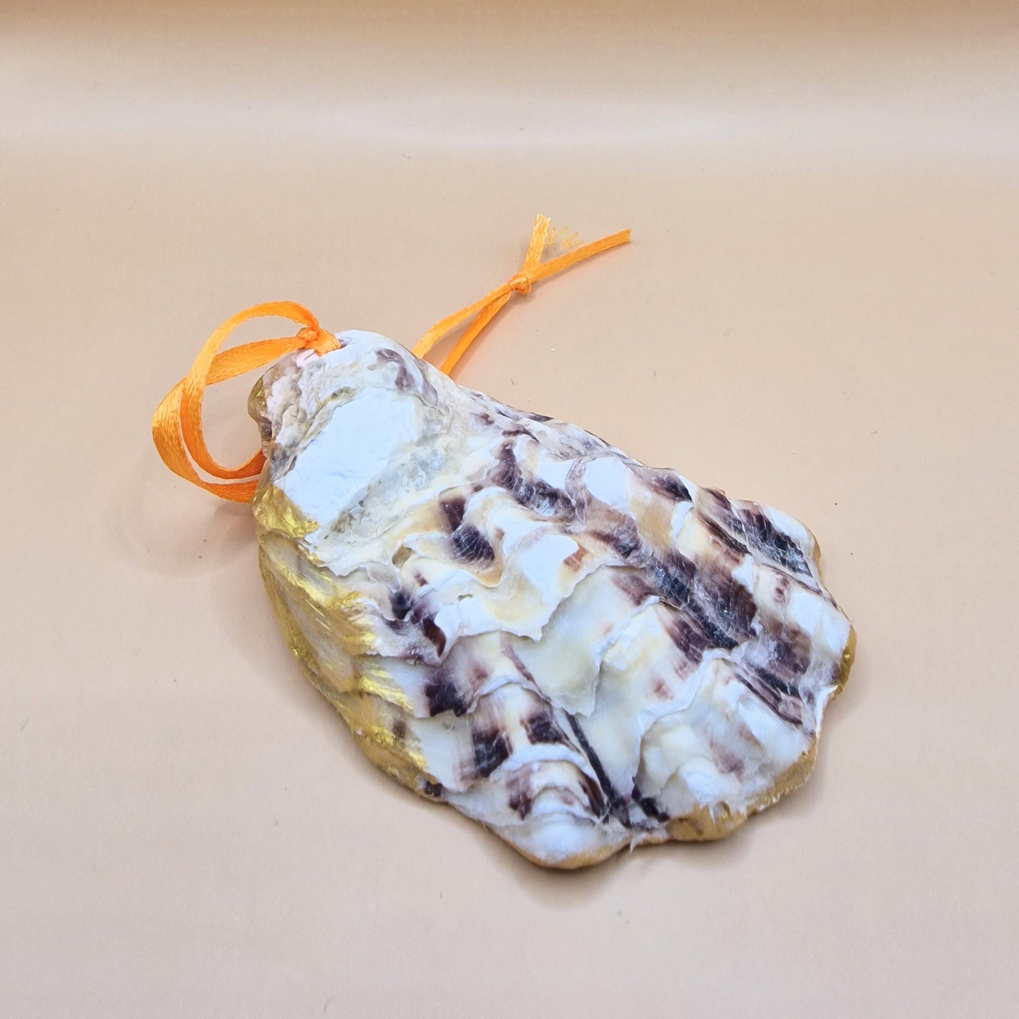 Hanging Ornament Robin Redbreast Oyster Shell Decoration