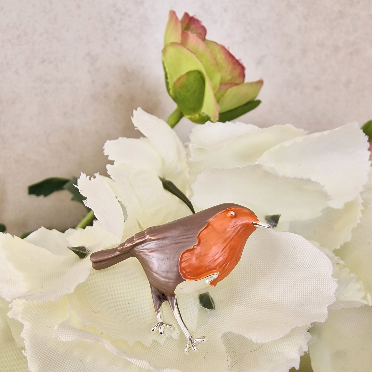 Robin Redbreast Bird Brooch Silver Base