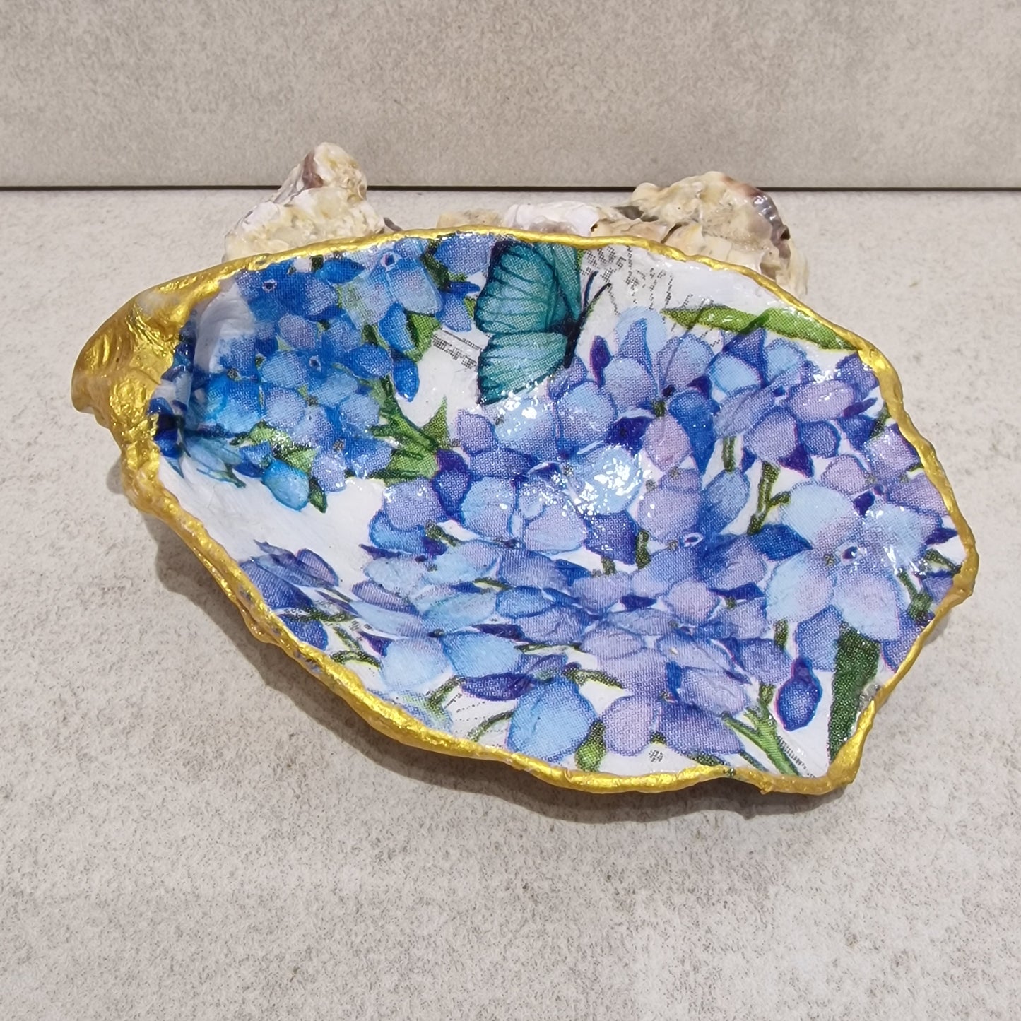 Hydrangea Flower Oyster Shell Trinket Dish