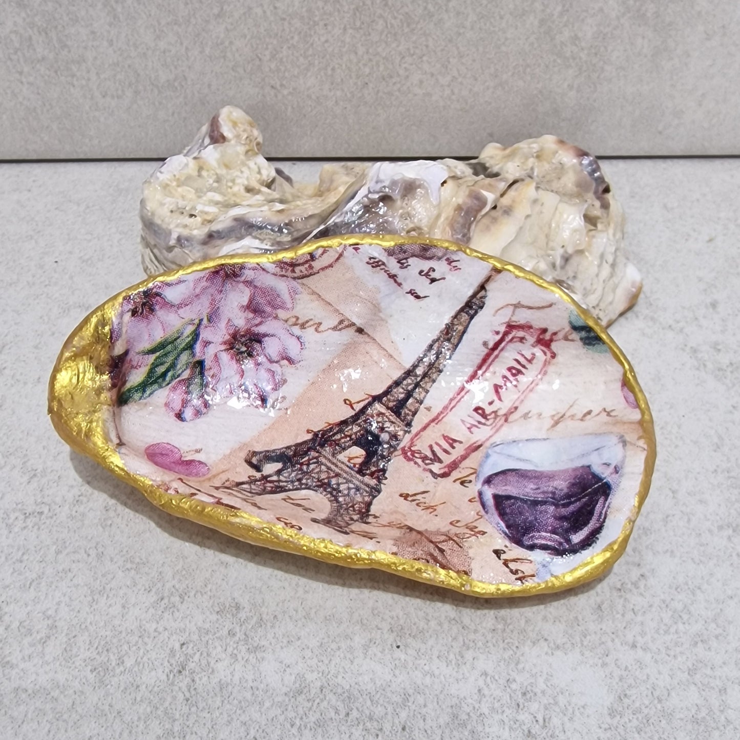 Paris Eiffel Tower Pink Medium Oyster Shell Trinket Dish