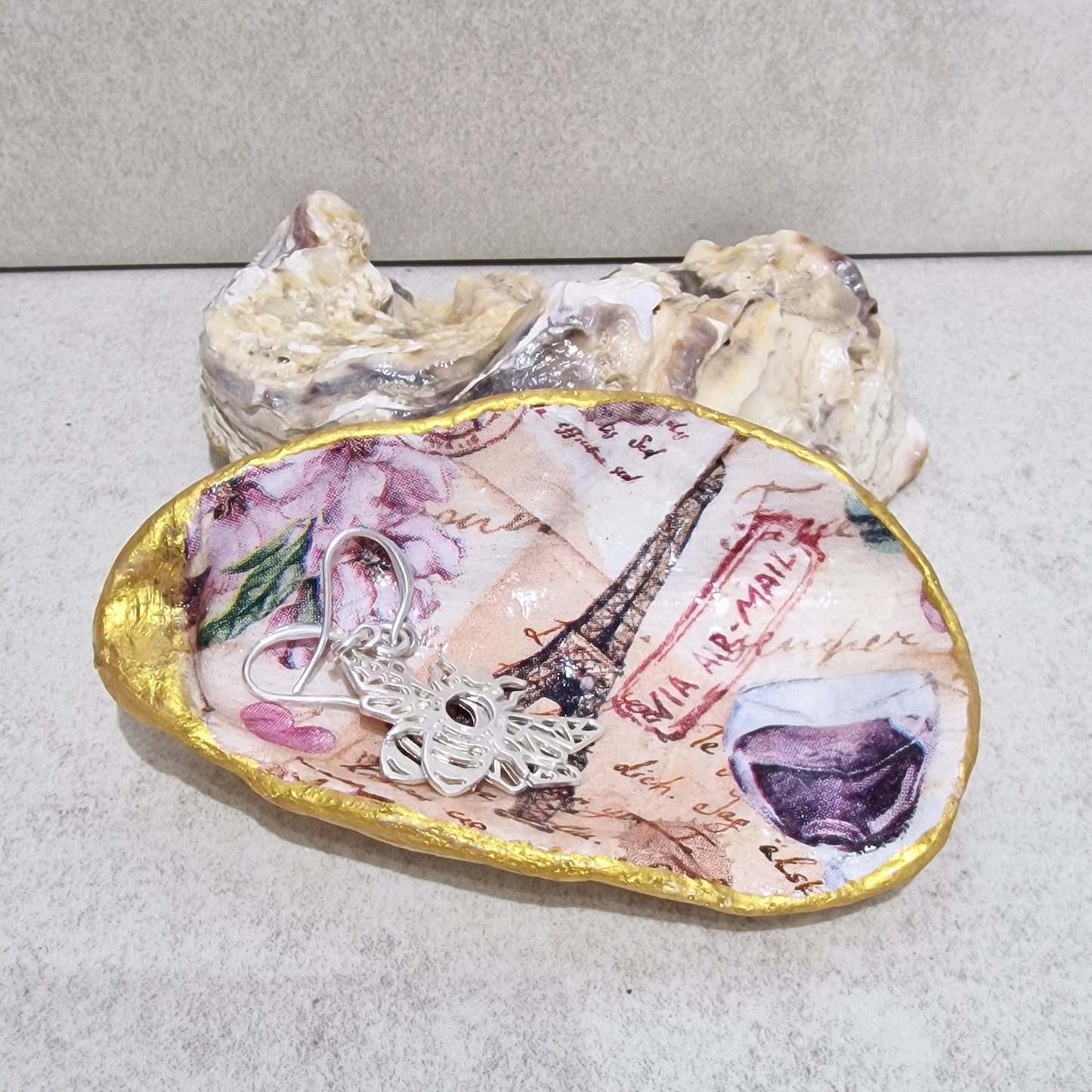 Paris Eiffel Tower Pink Medium Oyster Shell Trinket Dish