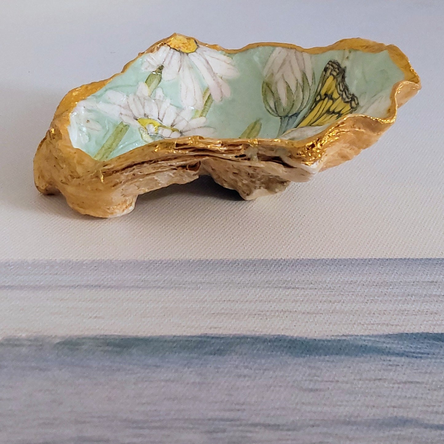 Daisy Butterfly Flower Special Oyster Shell Trinket Dish