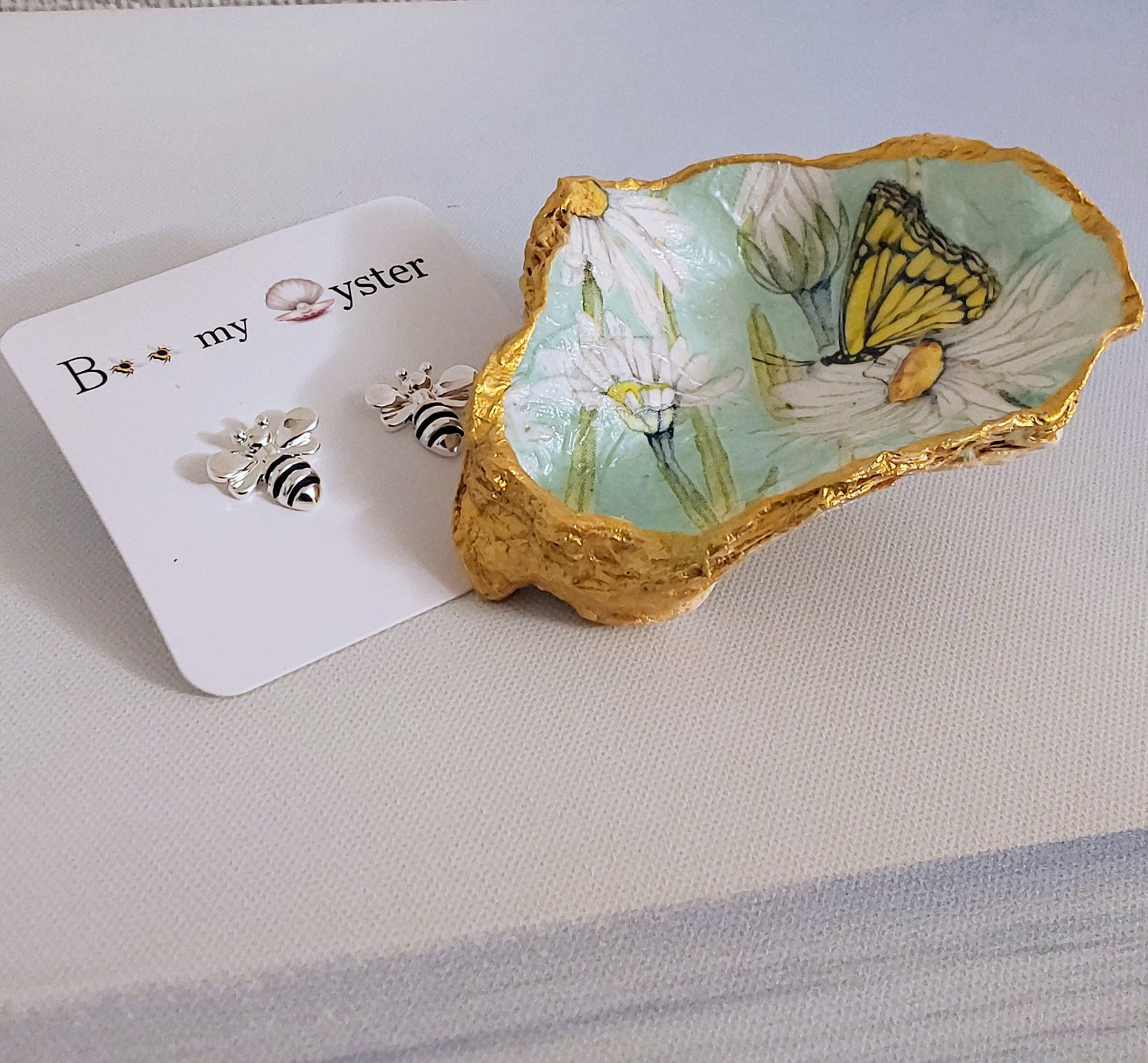 Daisy Butterfly Flower Special Oyster Shell Trinket Dish