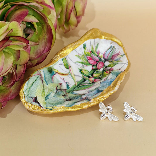 Bud Lilies Flower Small Oyster Shell Trinket Dish