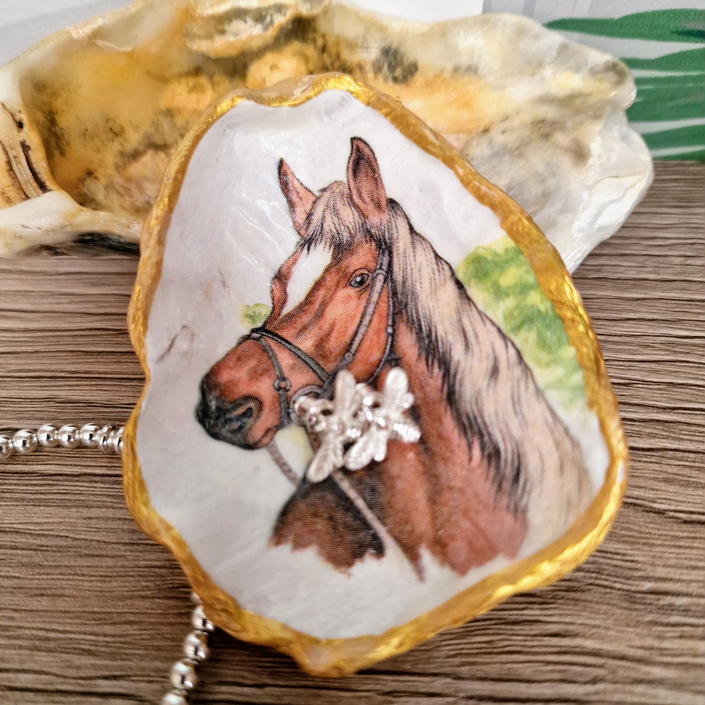 Brown Horse Bridle Oyster Shell Trinket Dish