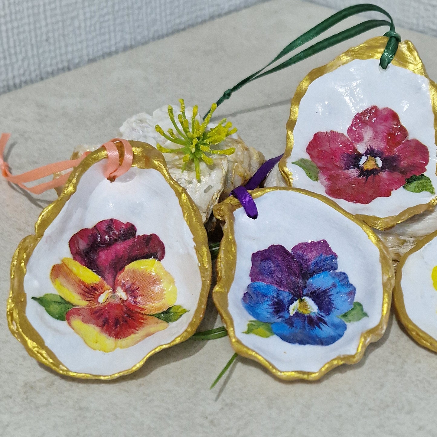Pansy Flowers Oyster Shell Hanging Ornaments Decorations Gift Easter Tree - Set of 4