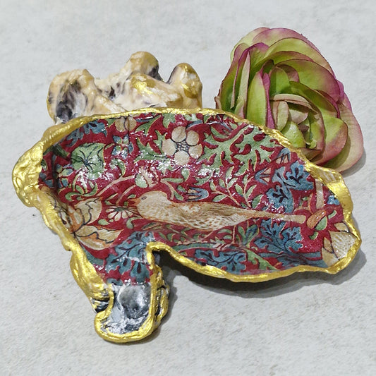 William Morris Strawberry Thief Red Oyster Shell Trinket Dish Gift V&A Museum
