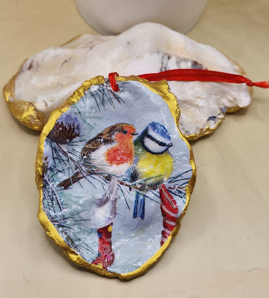 NEW Christmas Ornament Robin Blue Tit Stocking Oyster Shell