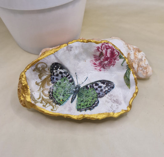 BMO-050  Green Butterfly Oyster Shell Trinket Dish