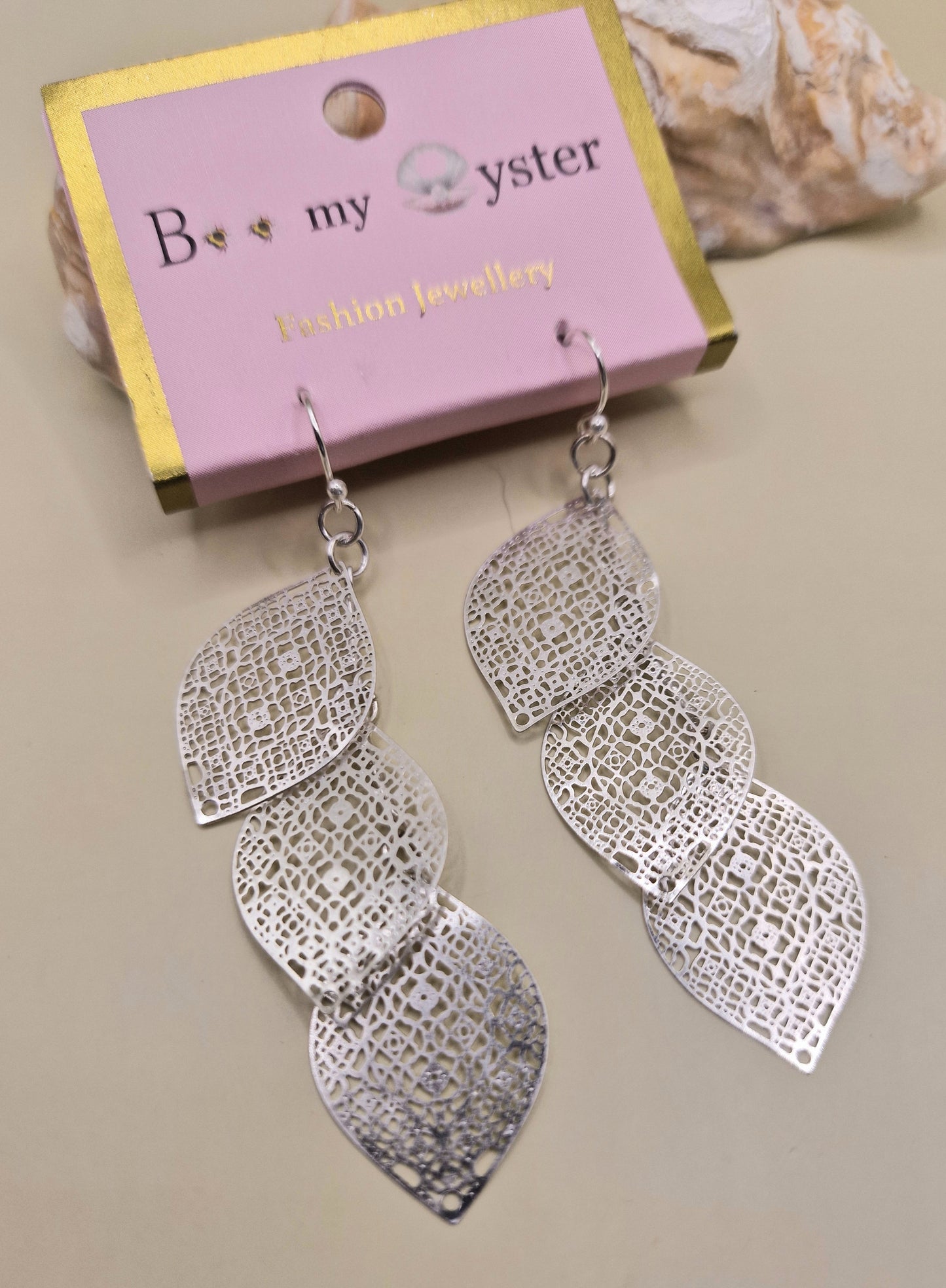 JEW-015 Silver Metal Lace Leaf Cascade Pierced Drop Earrings