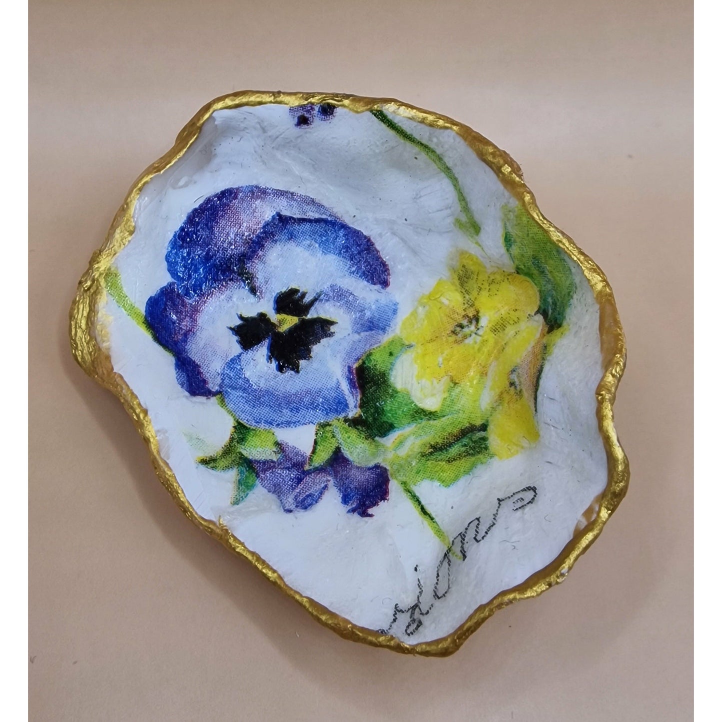Pansy Flower Small Oyster Shell Trinket Dish