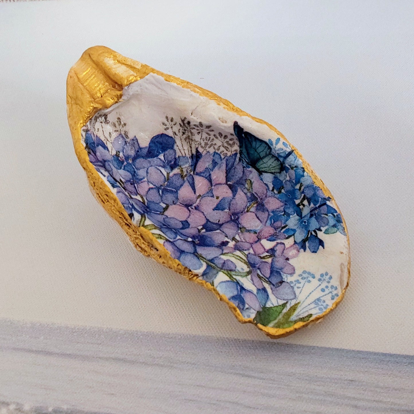 Blue Lilac Hydrangea Flower Special Oyster Shell Trinket Dish