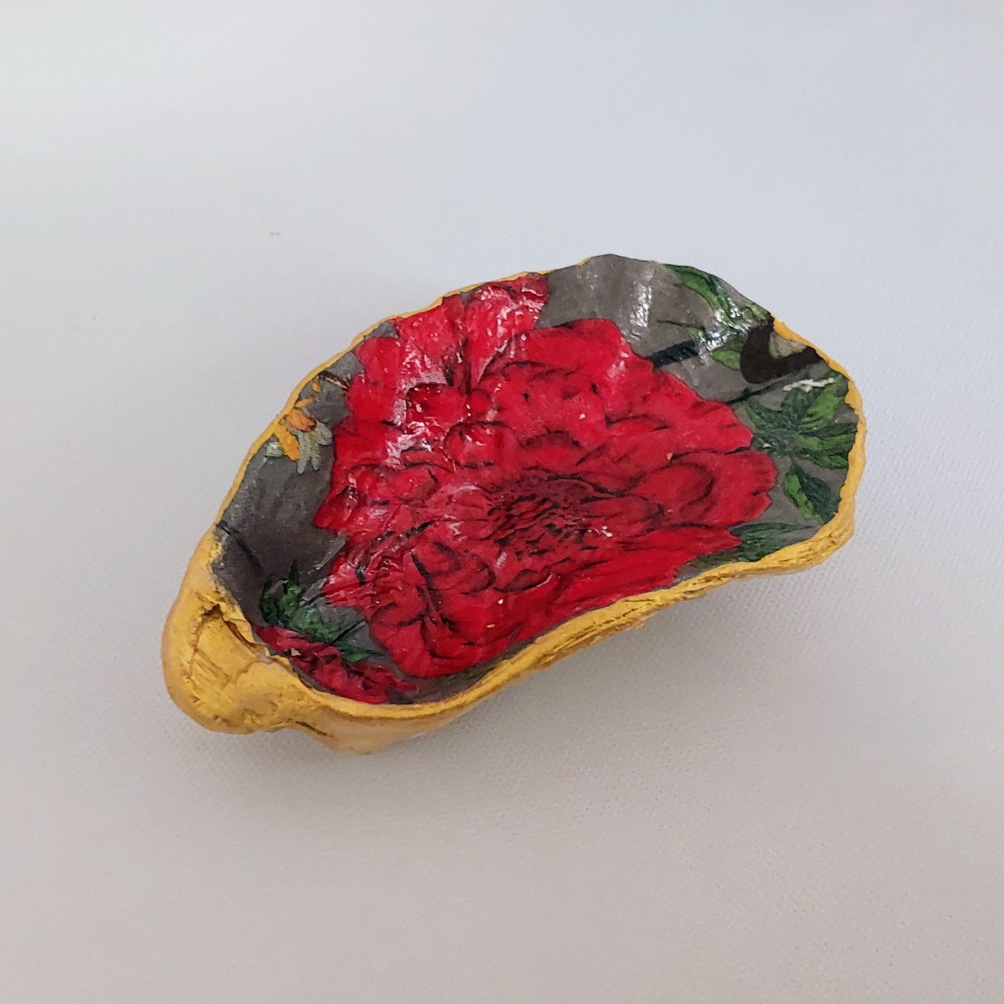 Red Rose Flower Special Oyster Shell Trinket Dish
