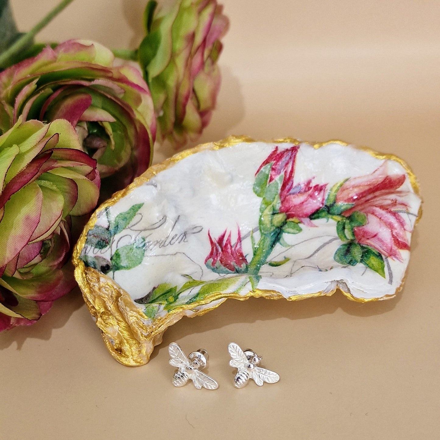Rose Bud Flowers Garden Small Oyster Shell Trinket Dish