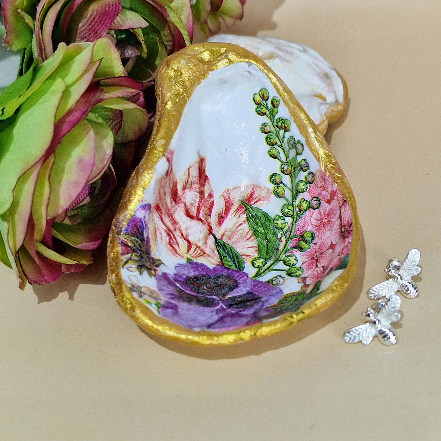 Purple Pansy Flower Small Oyster Shell Trinket Dish